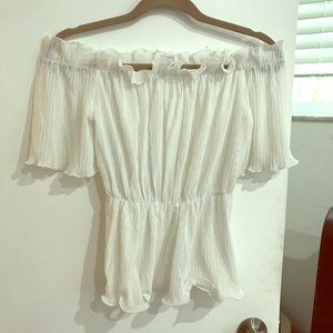 NWOT - Missguided off the shoulder summer top